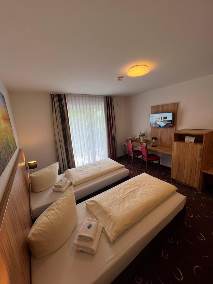 Schaefer Boardinghouse Aparthotel โกรเบนเซลล์ ภายนอก รูปภาพ