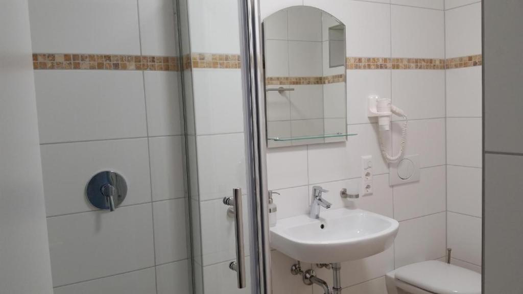 Schaefer Boardinghouse Aparthotel โกรเบนเซลล์ ภายนอก รูปภาพ