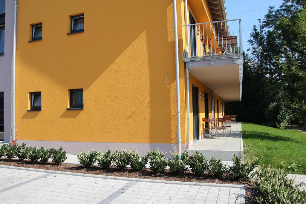 Schaefer Boardinghouse Aparthotel โกรเบนเซลล์ ภายนอก รูปภาพ
