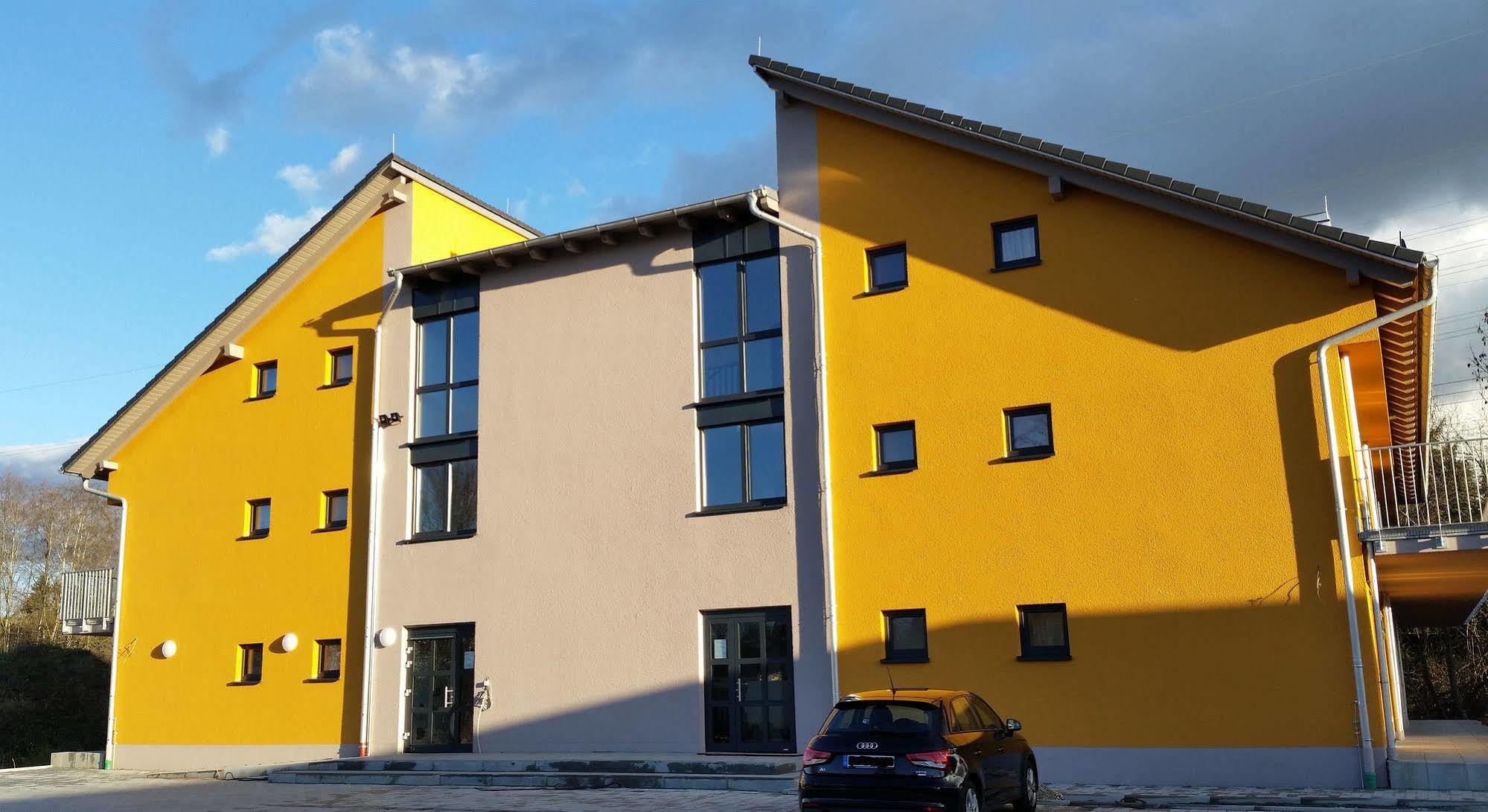 Schaefer Boardinghouse Aparthotel โกรเบนเซลล์ ภายนอก รูปภาพ